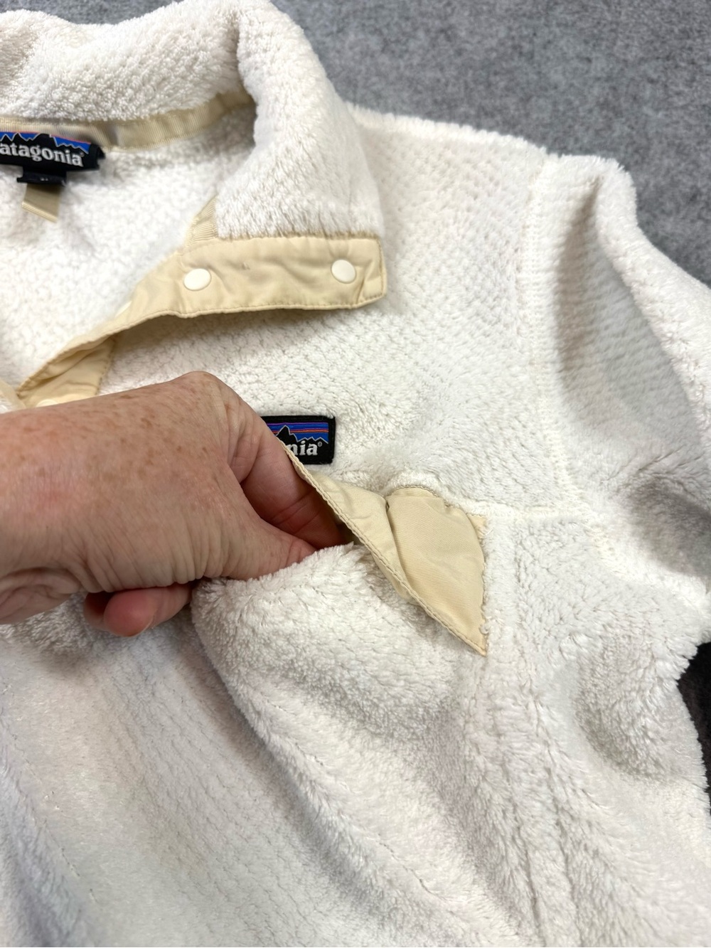 Patagonia Synchilla Women’s Cream Snap-Front Fleece Pullover Medium Hiking Med - Picture 5 of 10